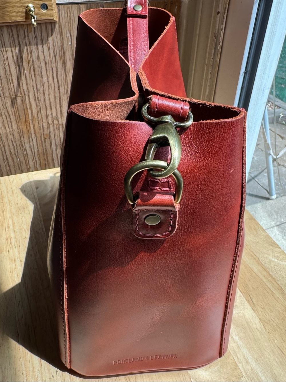 Portland Leather Goods Rosso Red Full Grain Leather Butterfly Bucket Bag Tote - Picture 3 of 5